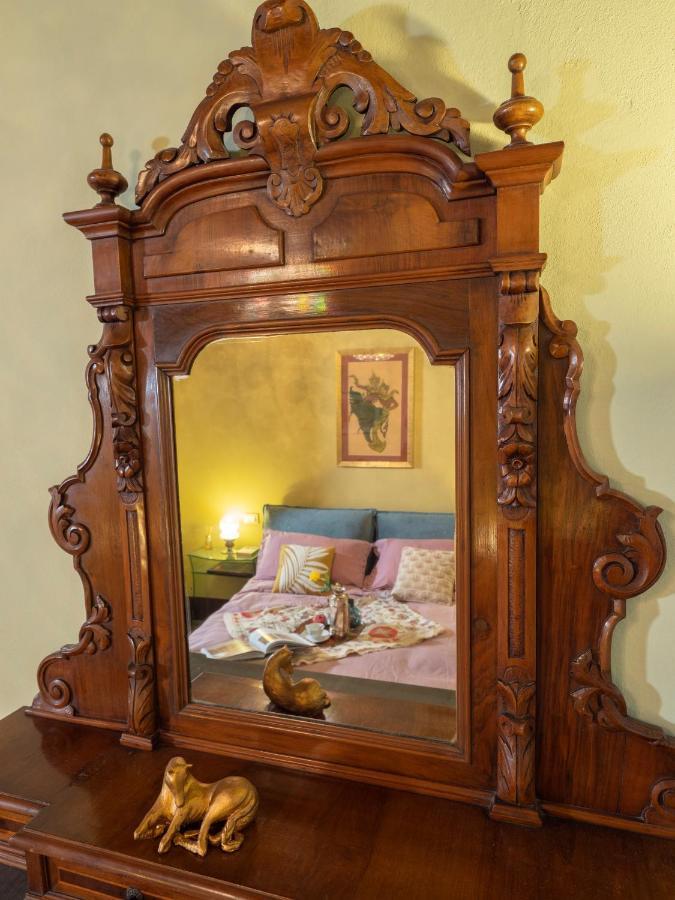 Luxury - Elegante Appartamento Nel Cuore Di Лукка Экстерьер фото